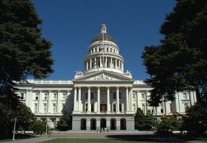 California_State_Capitol_front_1999