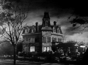 House01 - House at night