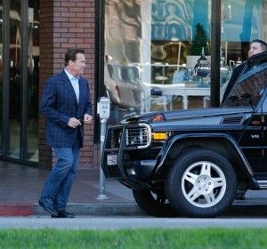 Schwarzenegger Gets Parking Ticket On First Day Out Of Office