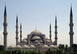 300px-Sultan_Ahmed_Mosque_Istanbul_Turkey_retouched